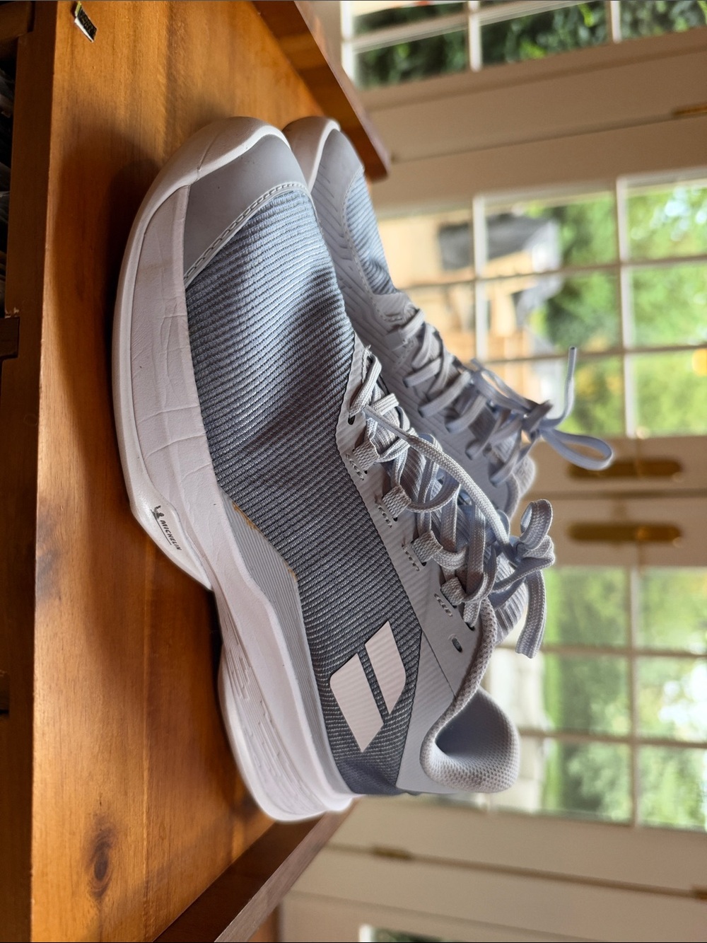 Women’s size 10 Babolat Jet Tere 2 All Court Performance Tennis Shoes